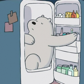 Белый спит в холодильнике